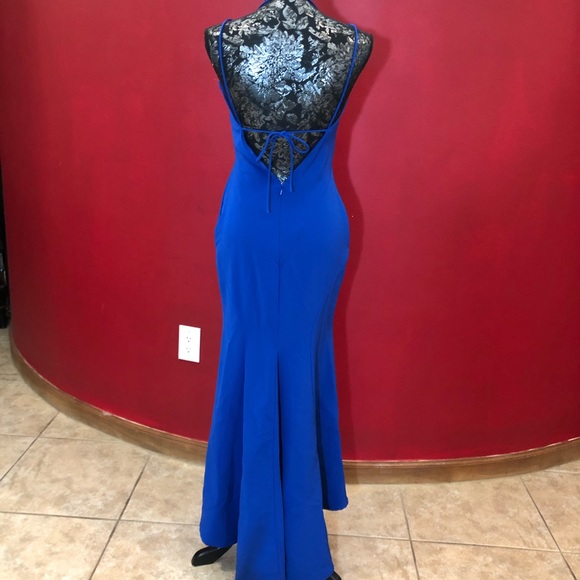 Evening Gown - Picture 2 of 4